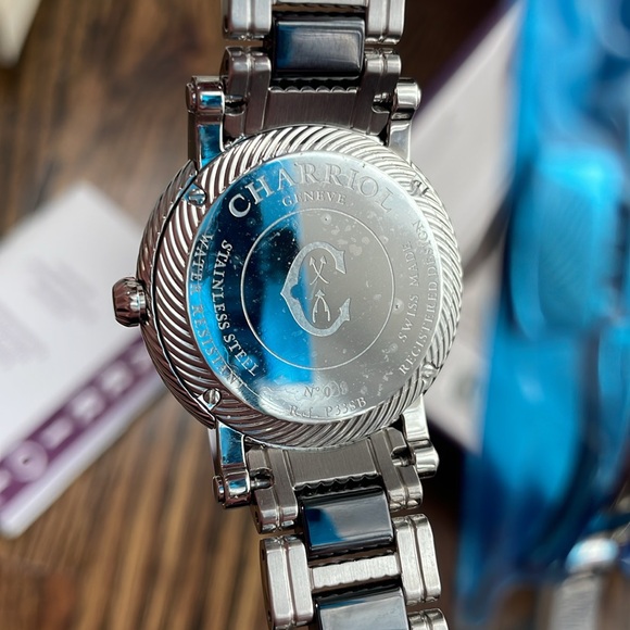 Charriol Black and Silver 25th anniversary unused watch - Picture 9 of 16
